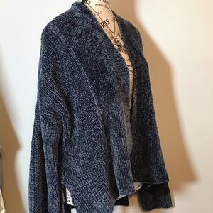 HI- LO SUPER SOFT CARDIGAN DENIM BLUE 89th & MADISON SIZE LARGE
